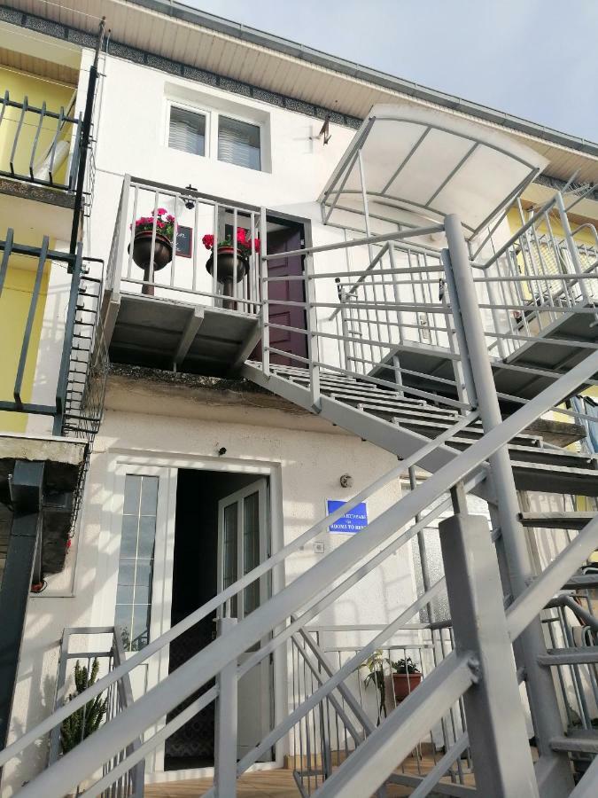 Apartmani Rustik Трпейца Екстер'єр фото