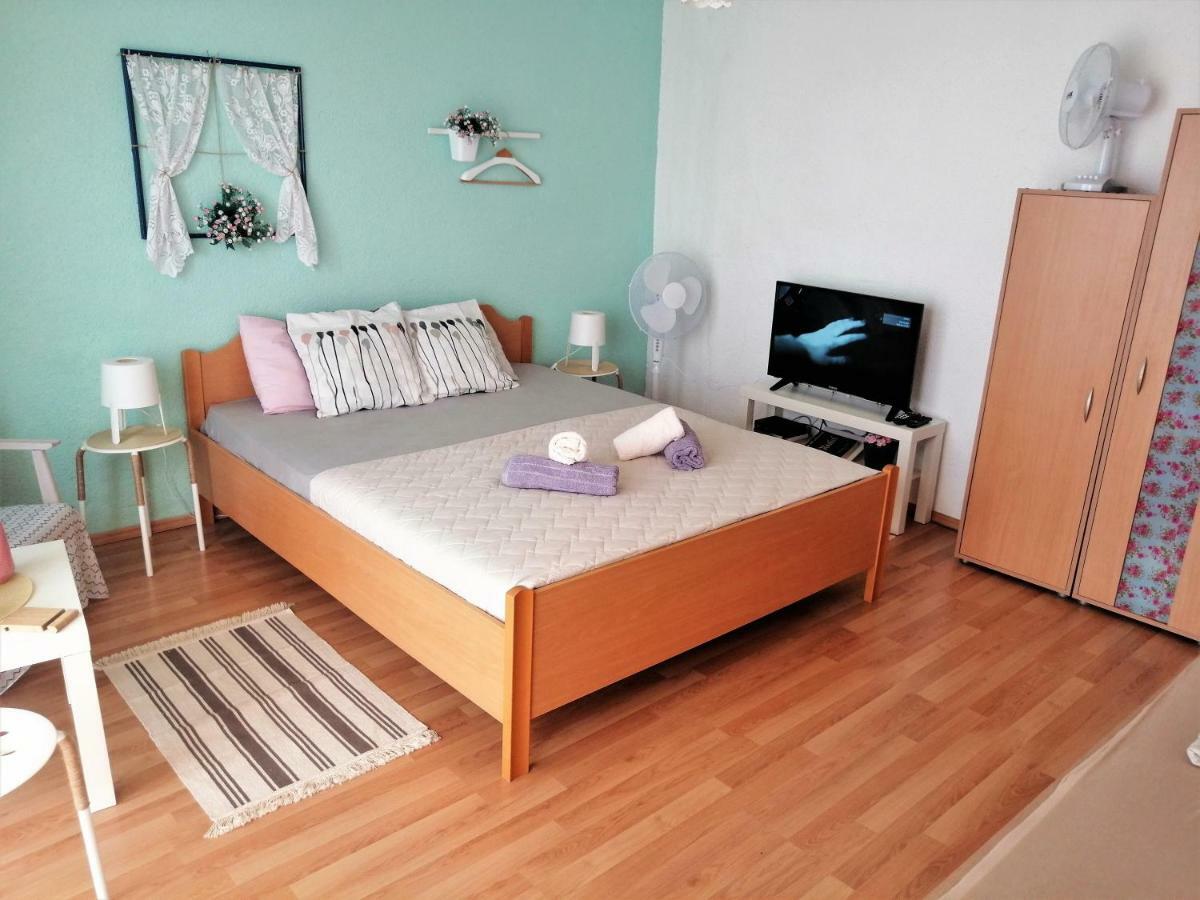 Apartmani Rustik Трпейца Екстер'єр фото